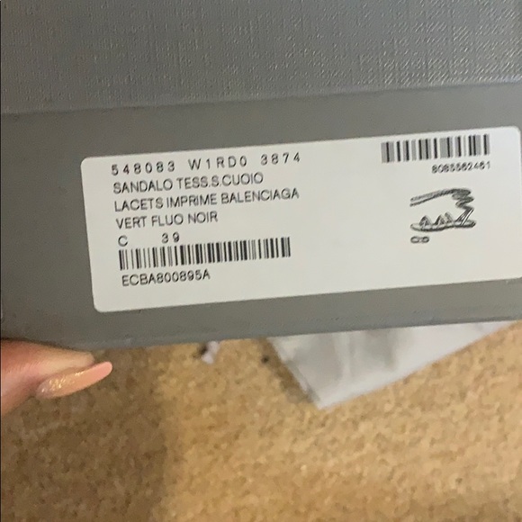 Sandals - Picture 3 of 3